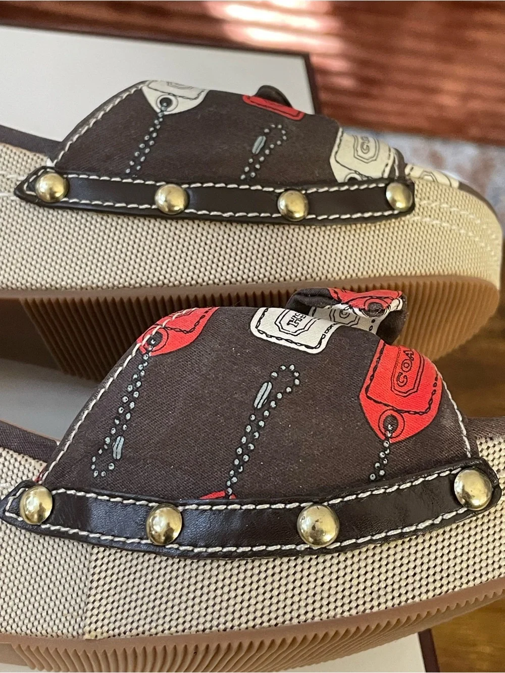 COACH Lorah Hang Tag Print Y2K Wedges Size 10